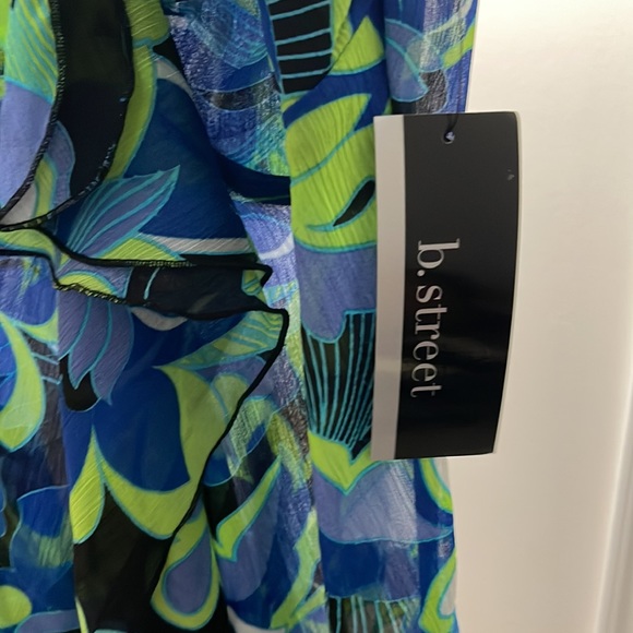 B. Street Colorful Spaghetti Strap With High Low Hem - Picture 8 of 14